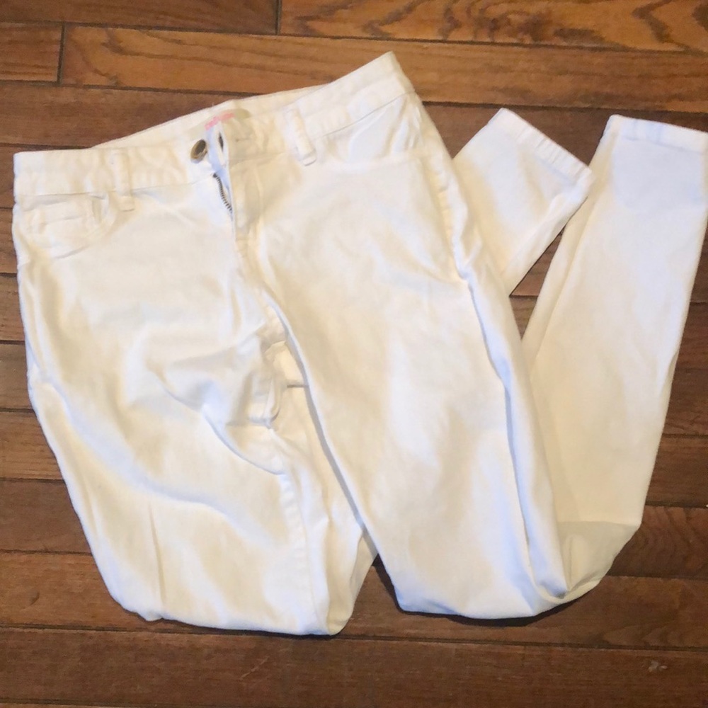 White skinny jeans